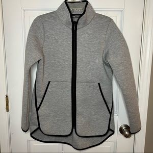 The North Face Lightweight Jacket - Size Medium